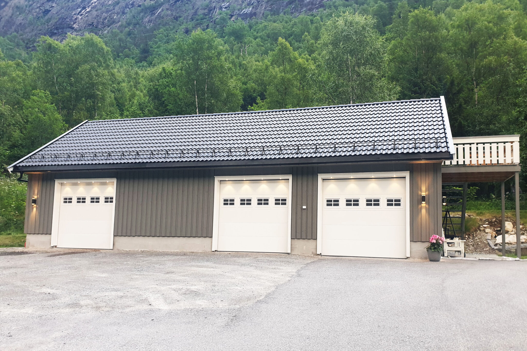 en-garasje-utenom-det-vanlige-igland-garasjen